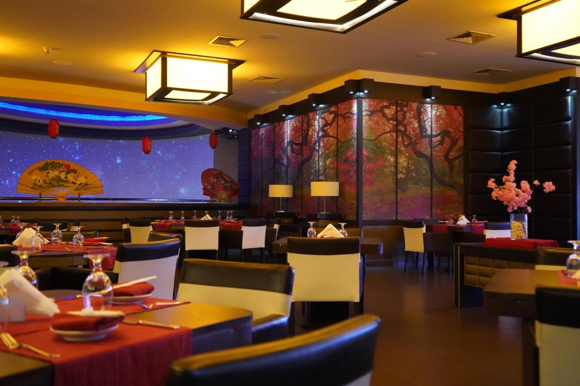 帕拉马里博公主华美达酒店 外观 照片